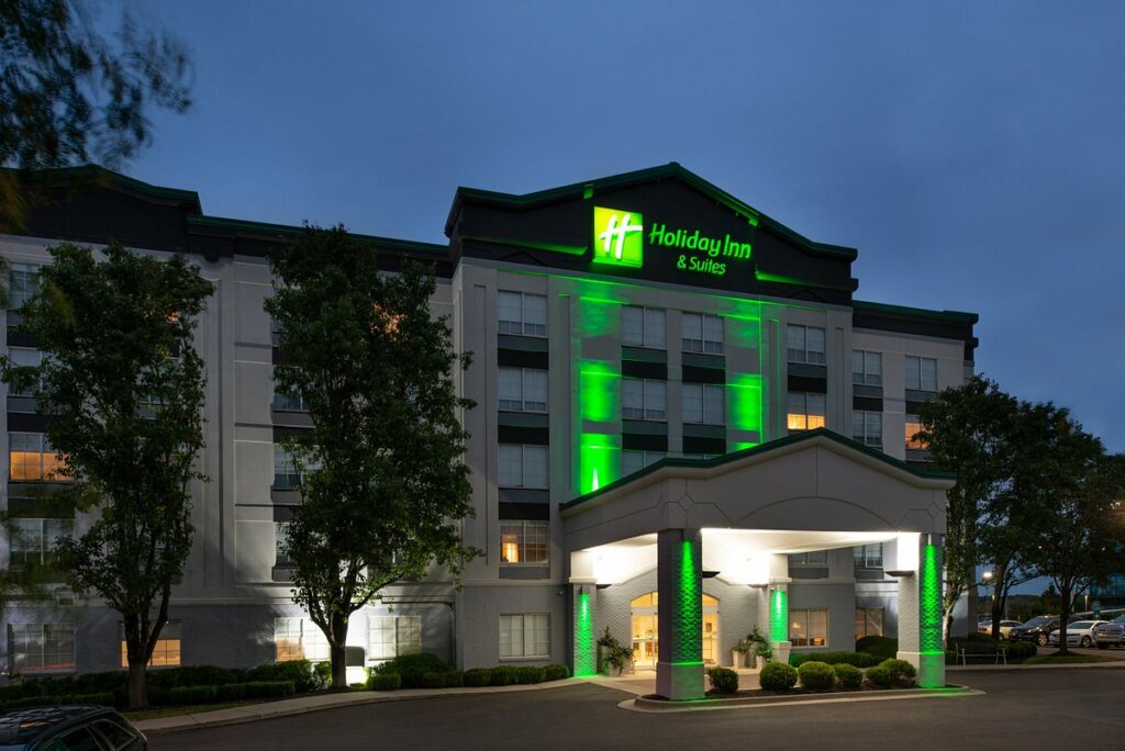 Holiday Inn Hotel Suites Overland Park Convention Center
